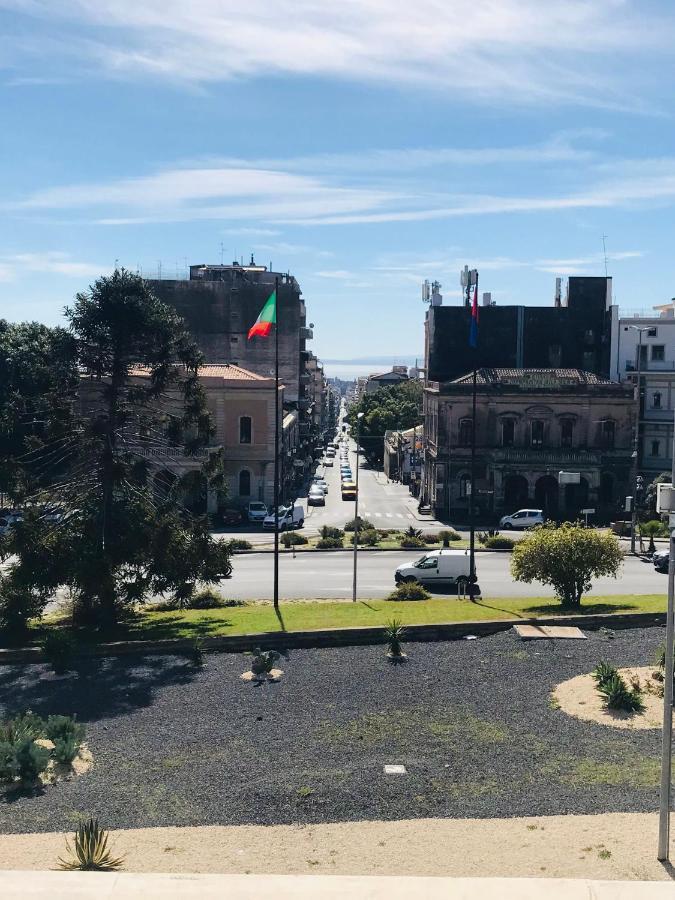 Lavica Di Mezzo Apartments Catania Ngoại thất bức ảnh