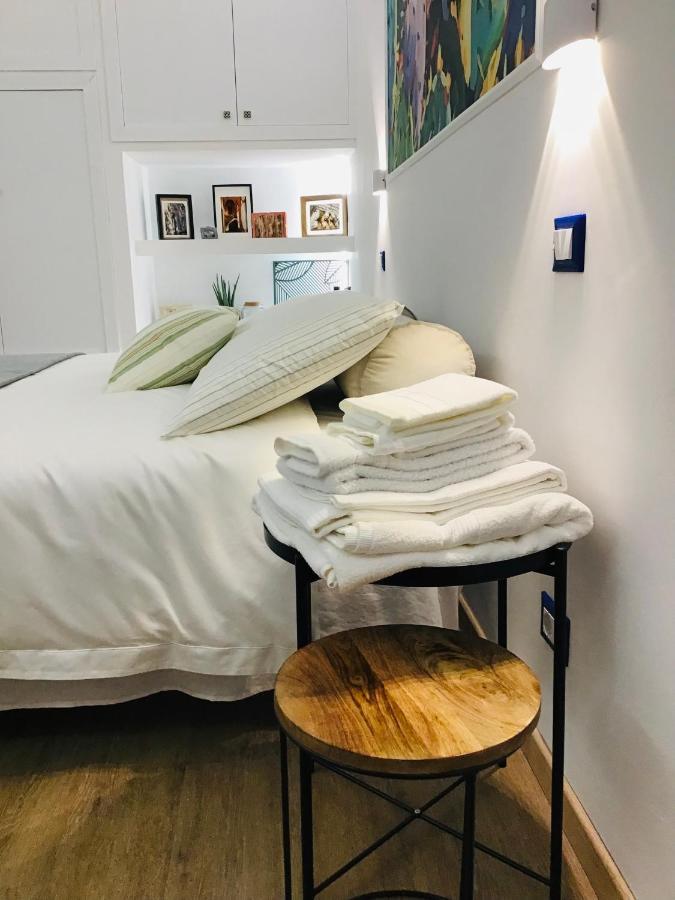 Lavica Di Mezzo Apartments Catania Ngoại thất bức ảnh
