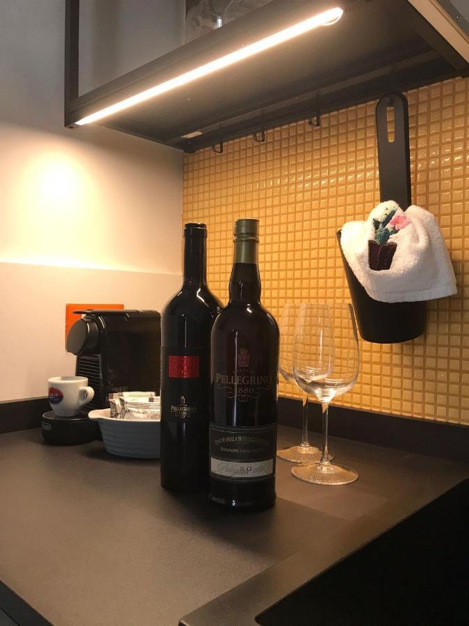 Lavica Di Mezzo Apartments Catania Ngoại thất bức ảnh