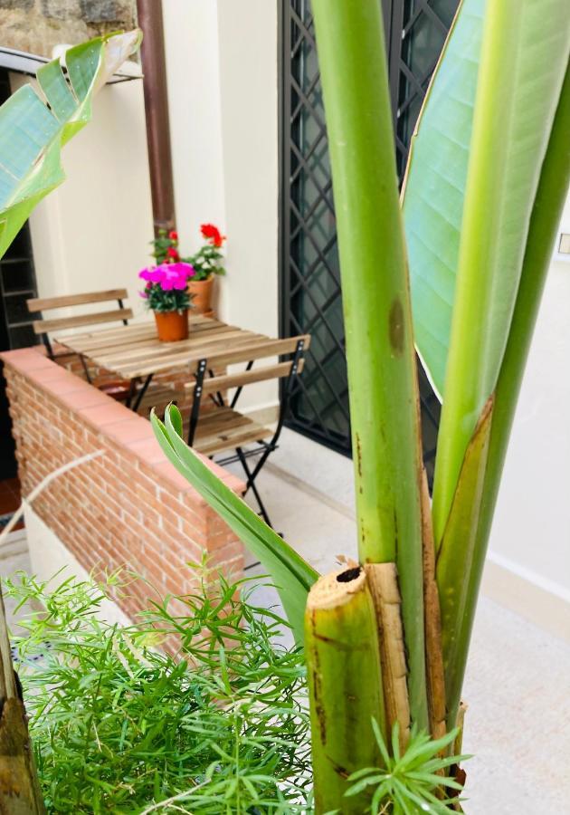 Lavica Di Mezzo Apartments Catania Ngoại thất bức ảnh