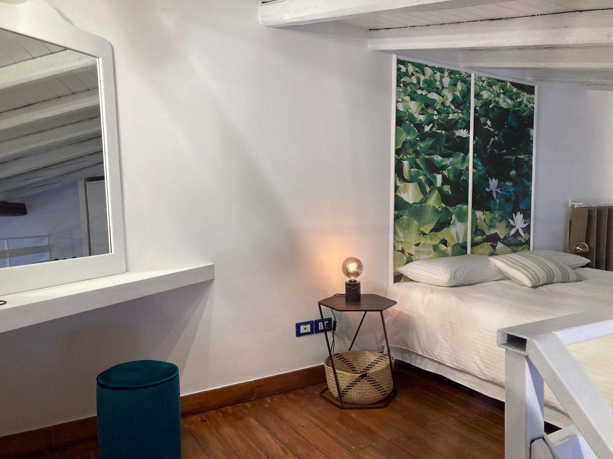 Lavica Di Mezzo Apartments Catania Ngoại thất bức ảnh
